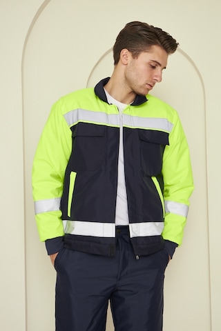 Mervem Su & Rüzgar İticili Soğuk Hava İş Mont Takım