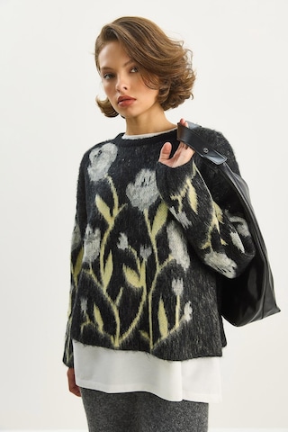 Shade Kadın Bisiklet Yaka Çiçek Desenli Şardonlu Oversize Triko Kazak 4915 60283587 - Siyah