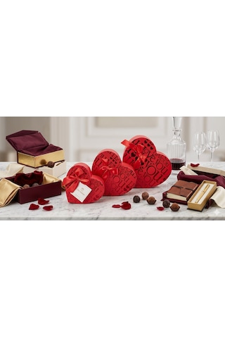 Sevdiklerinizi Mutlu Etmenin En Şık Yolu 3'lü Kalp Hediye Kutu Seti 3'lü Set I Love You Kırmızı