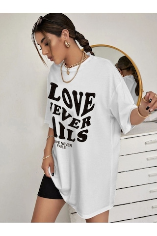 Flood Of Style Kadın Beyaz Love Never Faıls Baskılı Oversize Bisiklet Yaka Tshirt