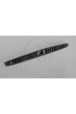 Volkswagen Bora 1999-2005 Cam Önü Havalandirma Izgarasi 345582532
