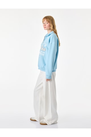 Koton Şardonlu Yarım Fermuarlı Dik Yaka Uzun Kollu Baskılı Sweatshirt Mavi 7wal10202ık