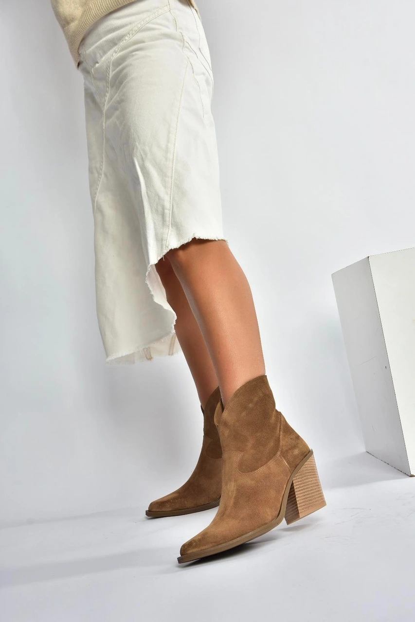 Fox Shoes V654081902 Taba Hakiki Deri Süet Kalın Topuklu Western Kovboy Kadın Bot Taba-Süet
