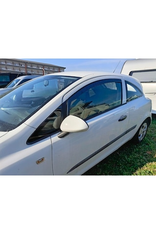 Opel Corsa D/e 2006 İçten Geçme Cam Rüzgarlığı Tek Kapı