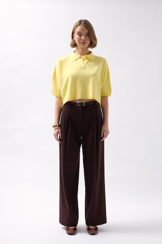 Tanla Butik Polo Yaka Crop Dokulu Bluz Sari