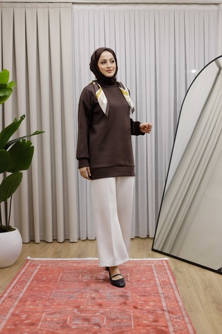Moonsc Kadın Regular Fit Pamuklu Yaka Fularlı Bisiklet Yaka Kahverengi Tunik