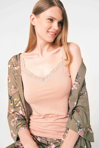 Man5792-1013 Anıl Ev Giyim Man5792 Anıl 5792 İp Askılı V Yaka Viskon Çiçek Desenli Kışlık Örme Normal Bel Bağlamalı Dantel Detaylı Pijama Takımı Sabahlık Yeşil