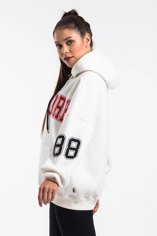 Caya Kadın Ekru Renk Baskı Detaylı Oversize Sweatshirt Cy84191 Beyaz Beyaz