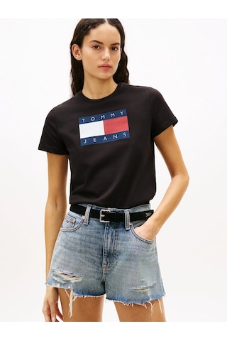 Tommy Hilfiger Tjw Normal Kesim Tj Bayraklı Kısa Kollu Kadın Siyah T-shirt Dw0dw22562bds Siyah