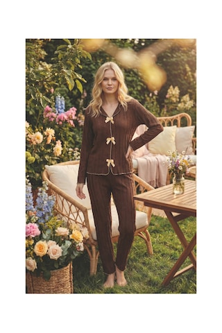 Rindahomewear Kahverengi Bürümcük Kumaş Fiyonk Detaylı Uzun Kollu Pijama Takımı Kahverengi