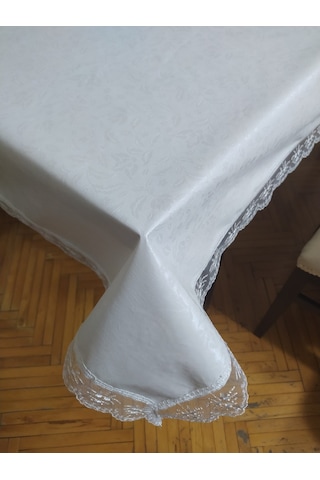 Masa Örtüsü Pvc Dantel Kenar Çiçek Motif
