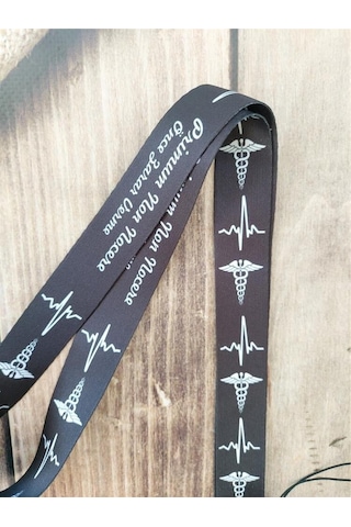 Tıp Sembolü Siyah Zemin Kart Askısı Yaka Kartı Boyun Askı İpi Telefon Askısı Yatay Dikey Kart Koruyucu