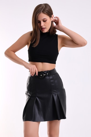 Winmoda34 Kadın Pileli Deri Mini Etek Kemerli Fermuar Detaylı Siyah