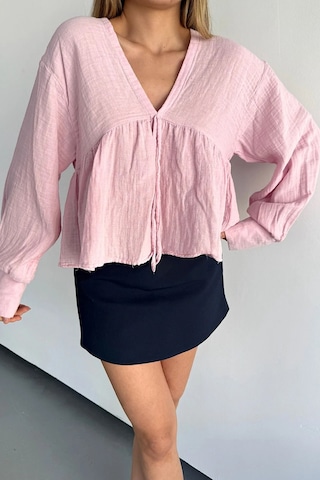 Jee Lee Kadın V Yaka Bağlama Detaylı %100 Pamuklu Bluz Pembe - 26y 1003 Pembe