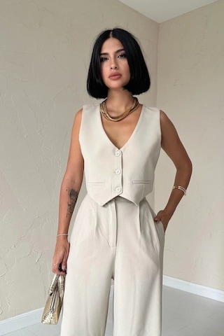 Bej Klas Ceket Ve Yelek Ve Pantolon Takım Bej