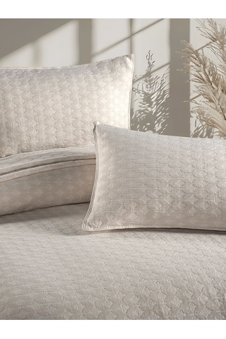 Elvira Yatak Örtüsü Seti Çift Kişilik Krem Kutulu Krem