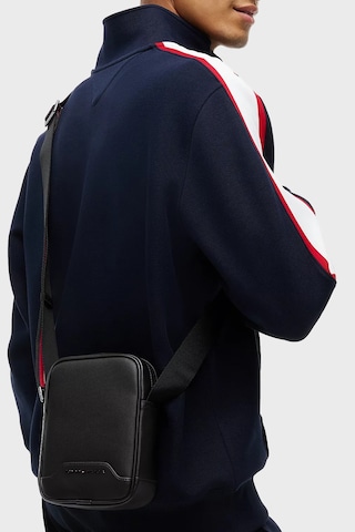 Tommy Hilfiger Logolu Ayarlanabilir Askılı Çanta Erkek Çanta Am0am14701 Bds Siyah