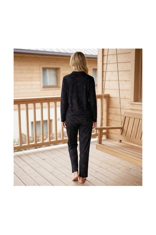 Pijamoni Kadın Süet Kumaş Önü Düğmeli Uzun Kollu Pijama Takımı Siyah Kalp Desenli