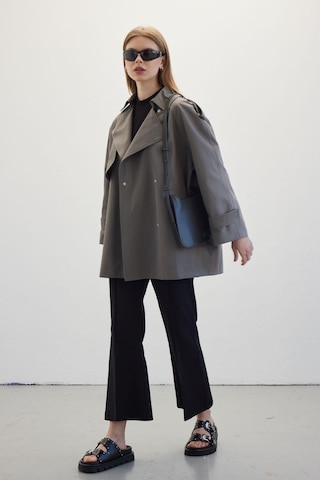 Manuka Oversize Kısa Trençkot Gri
