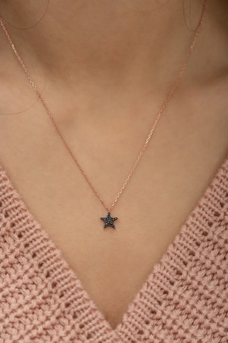 925 Ayar Minik Siyah Yıldız Kadın Gümüş Kolye