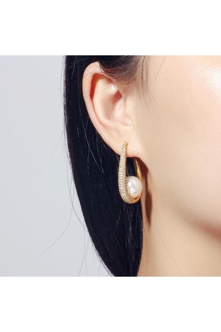 Novahub Altın Rengi Beyaz Kübik Zirkonya U Şekli Küpe Beyaz Kadın Küpe Beyaz