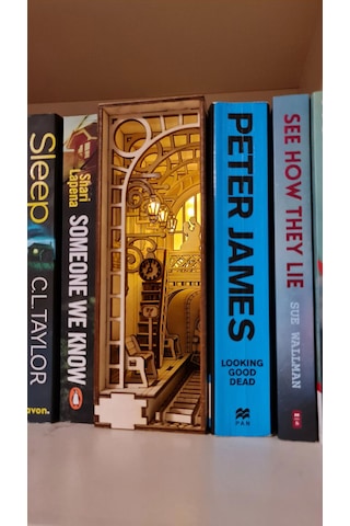 Book Nook Tren İstasyonu Kitap Tutucu Dıy Kendin Yap
