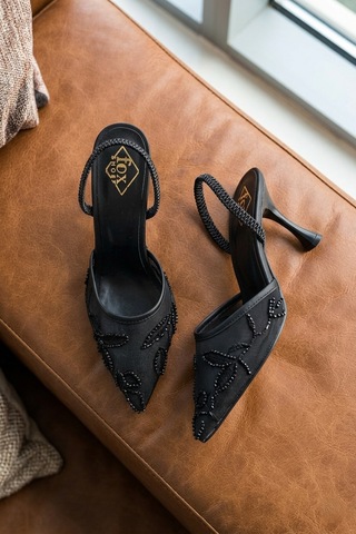 Fox Shoes Y752276315 Siyah File Boncuk İşlemeli İnce Topuklu Kadın Ayakkabı