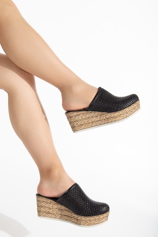 Analin Shoes Kadın Hakiki Deri Burnu Kapalı Dolgu Topuk Terlik Siyah