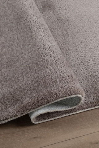 Vl Yuvarlak Comfort Ponpon Saçaklı Peluş Post Halı Kahverengi Halı Kahverengi Düz Saçak