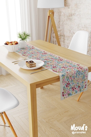 Renkli Pastel Çiçek Desenli Baskılı Süet Runner Masa Örtüsü
