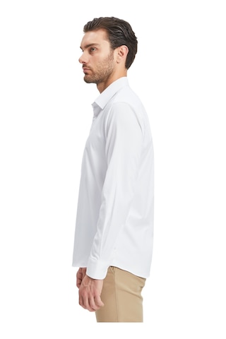 Gsstore Galatasaray Erkek Slim Fit Gömlek E241293 Beyaz