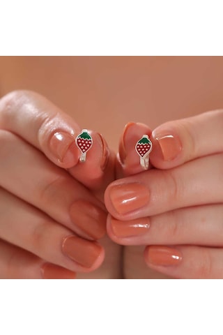 Gümüş Çilek Çocuk Küpesi Çok Renkli 37436518