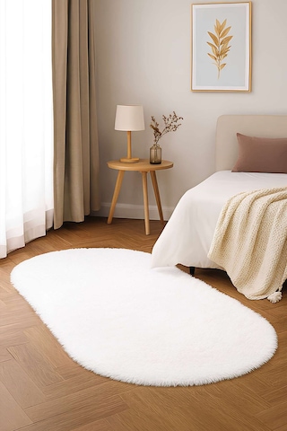 Vl Oval Comfort Overloksuz Beyaz Peluş Halı Beyaz Oval Overloksuz
