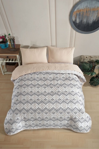 Tek Kişilik Desenli Kapitone Çift Taraflı Renkli Pike Yatak Örtüsü Takımı 160x230 Cm Çarşafsız Bej