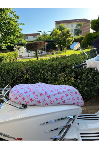 Beyaz Pembe Desenli Penye Motosiklet Kılıfı - 50cc Ve 125cc Motor Uyumlu