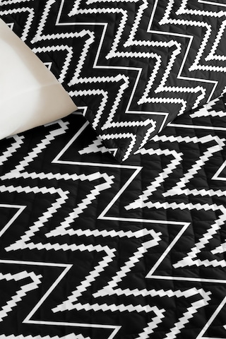 Siyah Geometrik Zigzag Genç Odası Tek Kişilik Pike Takımı - Modern 160x220 Cm Kapitone Yatak Örtüsü Mistik Şafak Serinliği