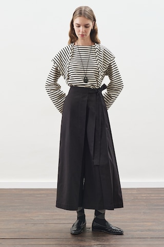 Etek Görünümlü Pantolon Siyah Siyah