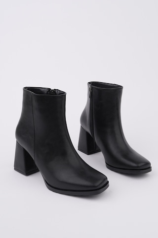 Muggo Divina Küt Burun Kalın Topuklu Fermuarlı Kadın Bot Siyah