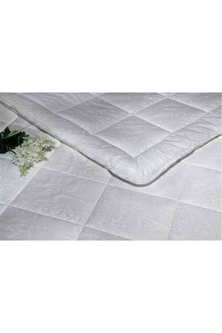 Taç Bambu Cotton Çift Kişilik Yorgan 195X215 Cm Taç Yorgan Bamboo Beyaz Taç Bambu Cotton Çift Kişilik Yorgan 195X215 Cm Taç Yorgan Bamboo Beyaz