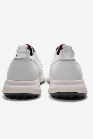 Marcomen Erkek Kalın Tabanlı Bağcıklı Sneaker Ayakkabı Gerçek Deri Mc 21027 Beyaz