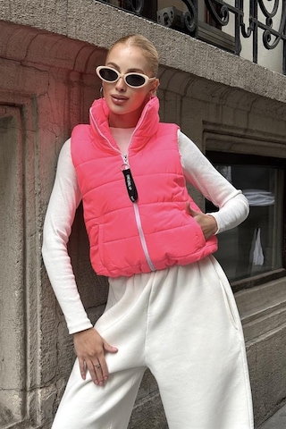 Veraura Lifestyle Pembe Sırtı Taş İşlemeli Dik Yaka Kısa Şişme Yelek