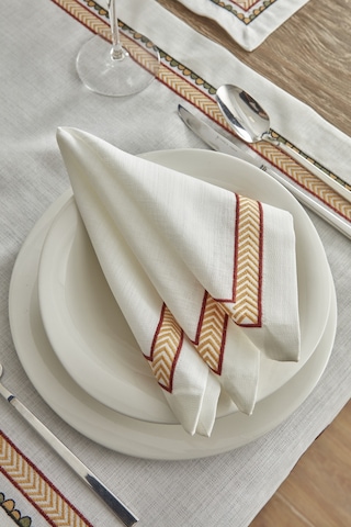 Karaca Home X Arslantepe Ekru Nakışlı Runner Set 200.20.01.0016