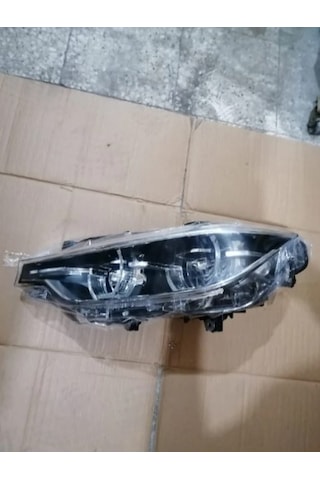 Bmw F30 Lcı Far Sağ Adet