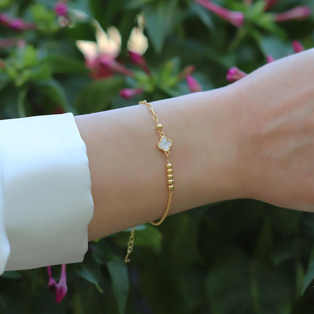 Yonca Sedefli Trend Gold Gümüş Bileklik Gümüş