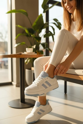 Enoch Kadın Renkli Şerit Detaylı Şık Sneaker Yürüyüş Ayakkabısı Beyaz Mavı