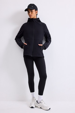 Defacto Rüzgar Geçirmez Su İtici Softshell Slim Fit Kapüşonlu Fermuarlı Cepli Yağmurluk C4951ax26aubk81 Siyah-bk81