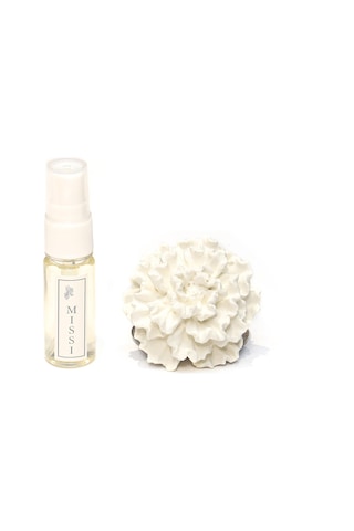 Ekru Karanfil Taşlı Oud Vanilya Araba/araç Kokusu 20 Ml Esans İle Birlikte