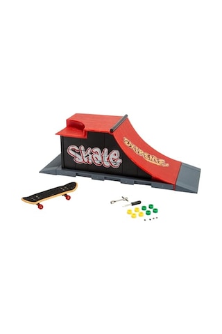 Simba, 103304653, Parmak Kaykayı Extreme Rampa Oyun Alanı, Özel Motifli Kaykay, 8 Yedek Tekerlek, Aksesuarlı Açık Bej