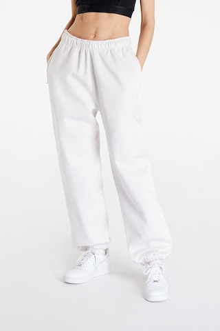 Nike Solo Swoosh Fleece Pant Pamuklu Şardonlu Bol Kesim Yüksek Bel Kadın Eşofman Altı Kırık Beyaz