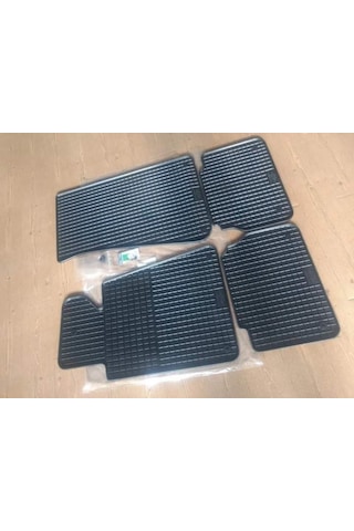 BMW E34 SİYAH KAUÇUK PASPAS TAKIMI ALMAN PETEX